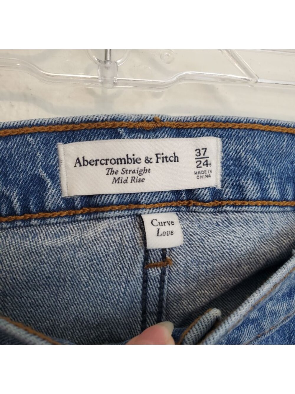 Abercrombie & Fitch Curve Love The Straight Mid Rise jeans - Picture 3 of 10